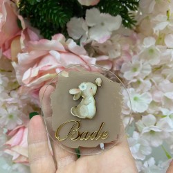 Ahşap Figürlü Şeffaf Pleksi Bebek Magneti Ahşap Figürlü Şeffaf Pleksi Bebek Magneti