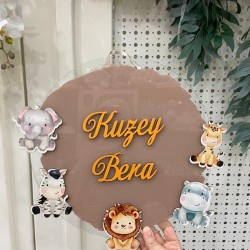 Ahşap Figürlü Kapı Süsü, Şeffaf Epoksili, Boyama İşlemli Bebek Kapı Süsü