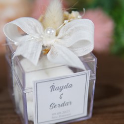 Bubble Mum Gümüş İp Detaylı, İnci Süslemeli, Nikah Hediyeliği,Nişan-Söz Hediyeliği Bubble Mum Gümüş İp Detaylı, İnci Süslemeli, Nikah Hediyeliği,Nişan-Söz Hediyeliği